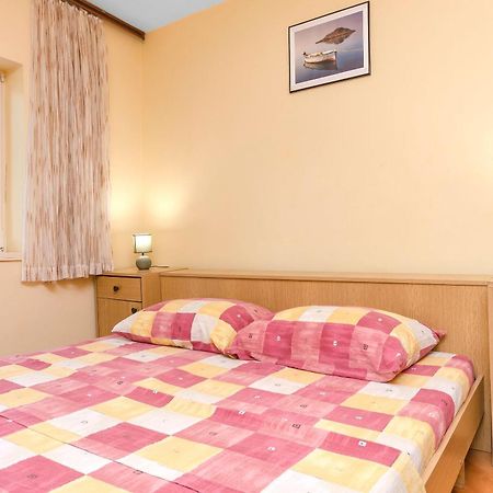 Apartment Branka Тисно Экстерьер фото
